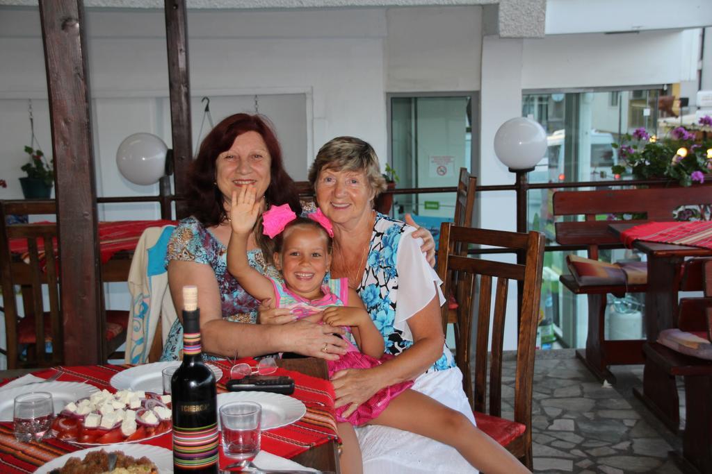 Family Hotel Verona 소조폴 객실 사진